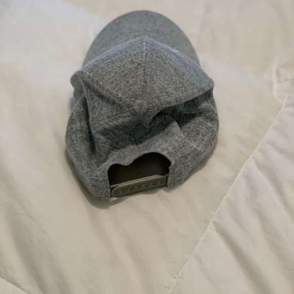 Tone It Up Snapback hat - Picture 2 of 2